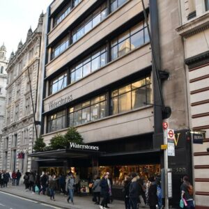 960px waterstones geograph.org.uk 6633345